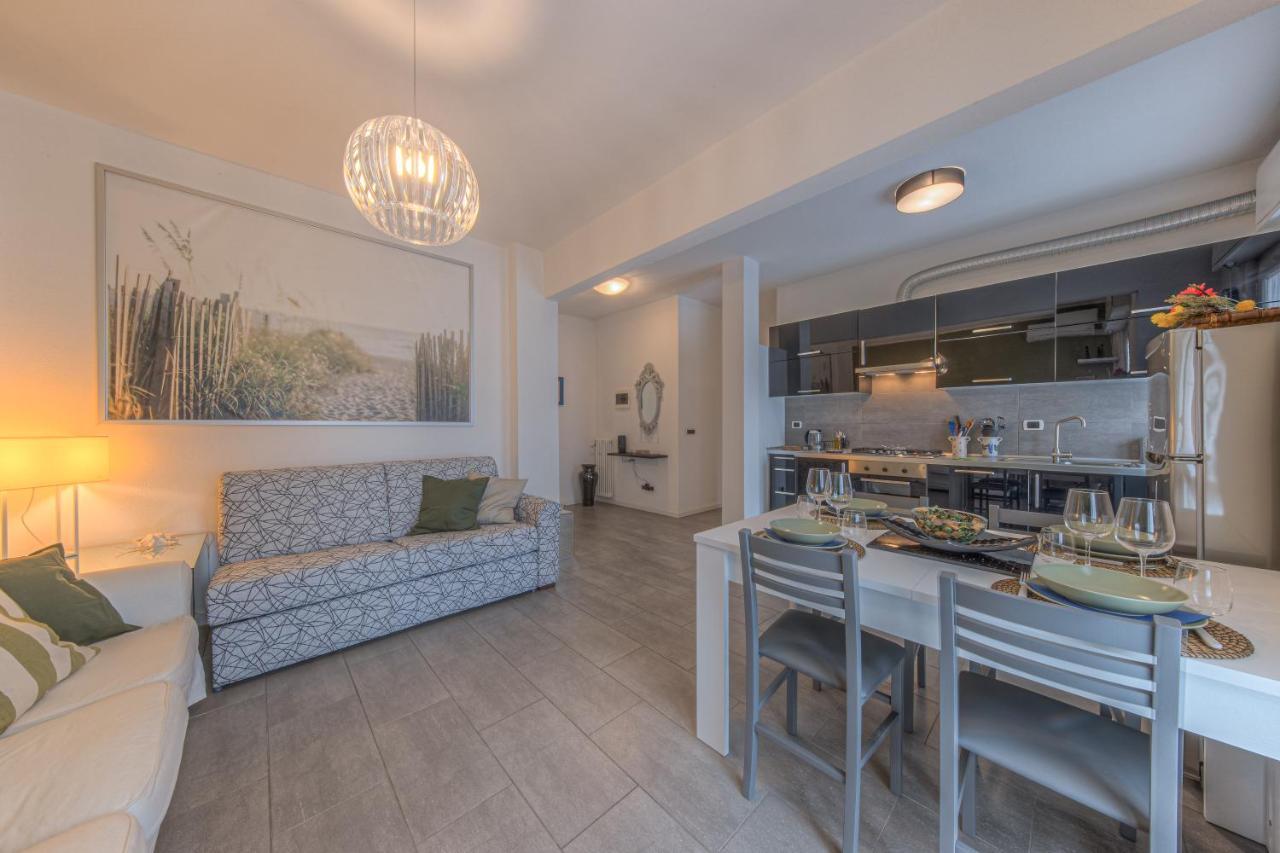 Annie House Appartamento Chic E Accogliente เซสตรี เลวานเต ภายนอก รูปภาพ
