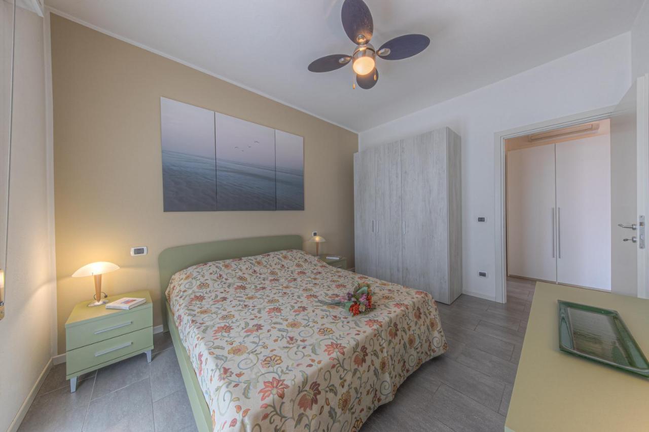 Annie House Appartamento Chic E Accogliente เซสตรี เลวานเต ภายนอก รูปภาพ